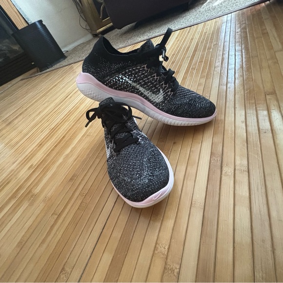 Nike women’s shoes size 8 - Picture 2 of 9